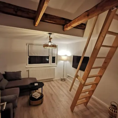 Mansarde - Modern - Zentral - Paytv Apartment *