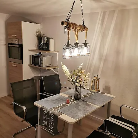 Mansarde - Modern - Zentral - Paytv * Wilhelmshaven