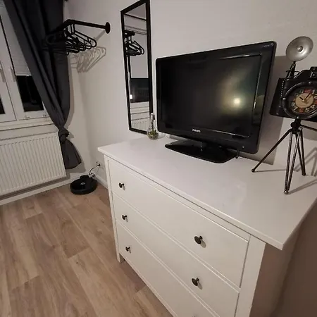 Mansarde - Modern - Zentral - Paytv Wilhelmshaven