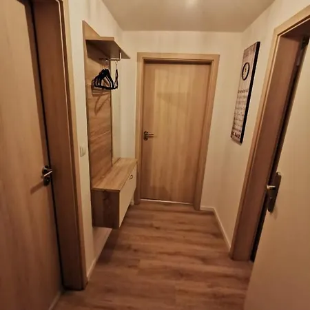 Mansarde - Modern - Zentral - Paytv Appartement Wilhelmshaven